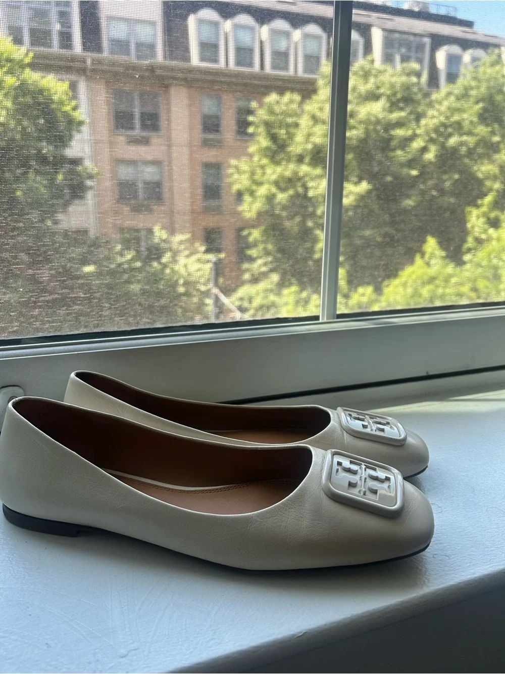 Tory Burch Cream Leather Logo Ballet Flats